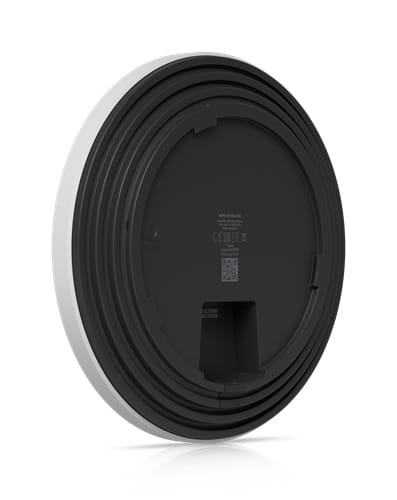 Ubiquiti U7 Pro XG, Ceiling Mounted 6-stream Wi-Fi 7 Access Point, 10/5/2.5/1 GbE Support,140 m² Coverage, 300+ Connect Devices, Powered By PoE+, White